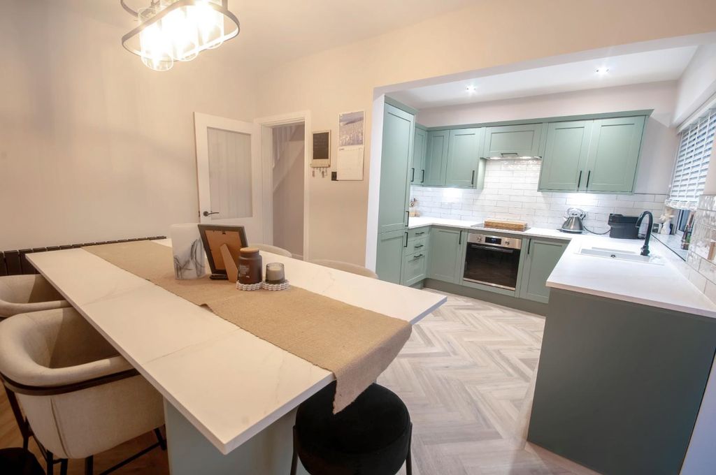 Property photo 3 of 22 Open Plan Kitchen Diner