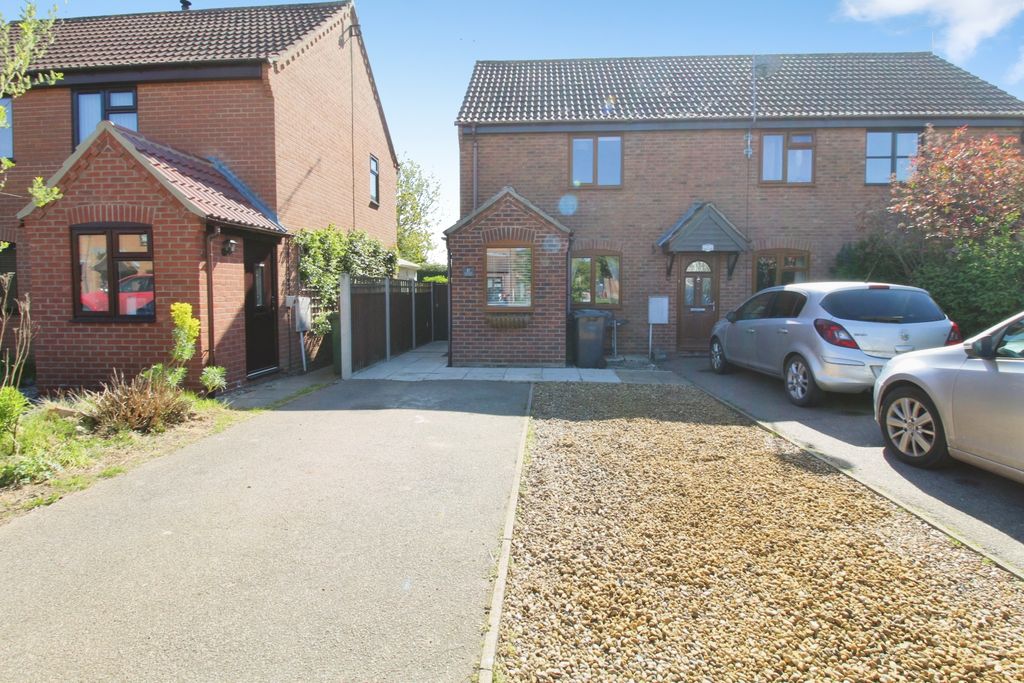 Property photo 1 of 18 Front