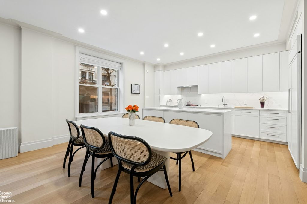 Property photo 2 of 13 <Alttext/>