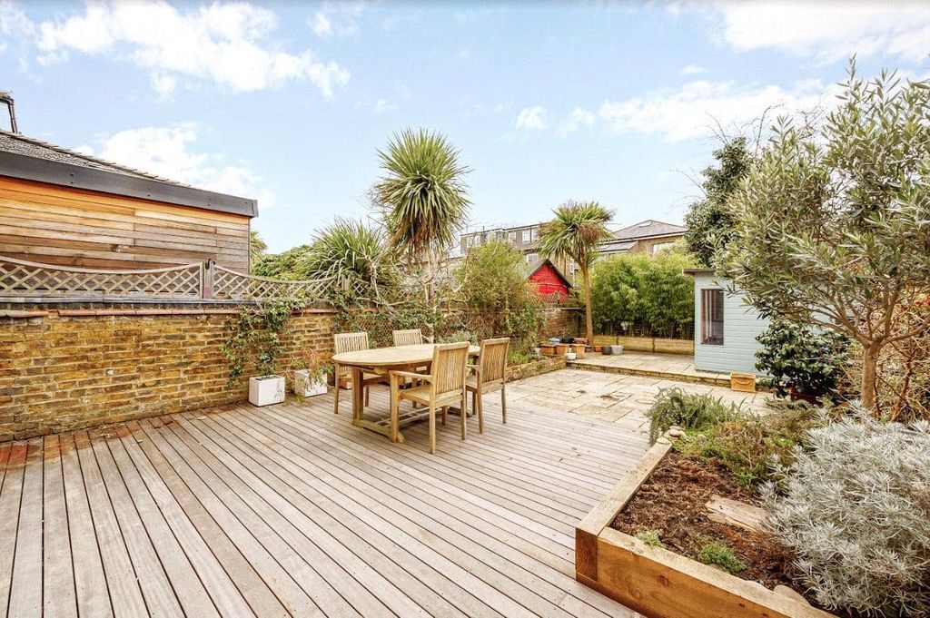 Property photo 2 of 17 3.Jpg