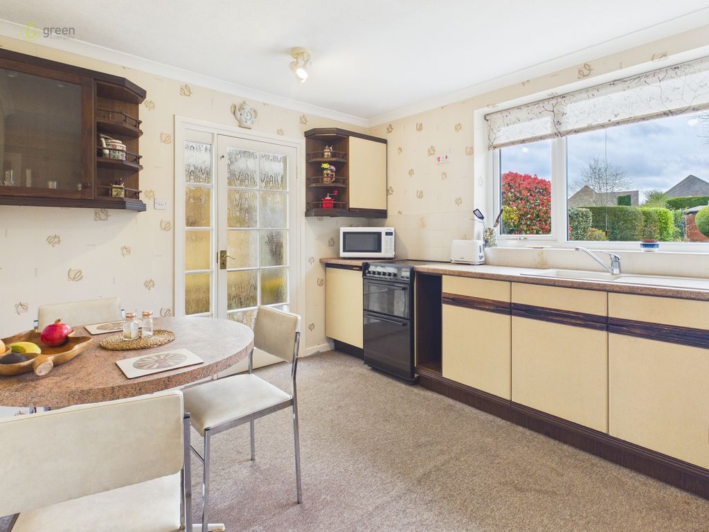 Property photo 3 of 38 Cam05459G0Pr0140Still052