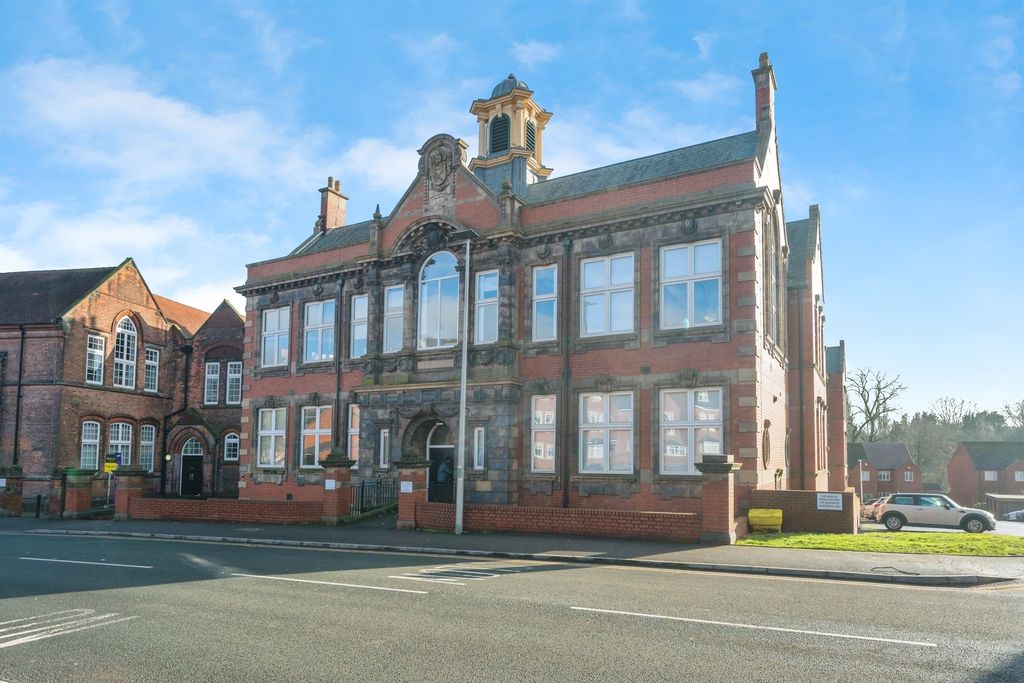 Property photo 1 of 20