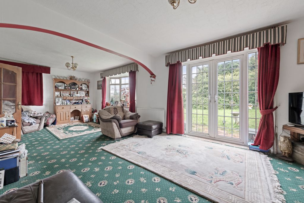 Property photo 3 of 39