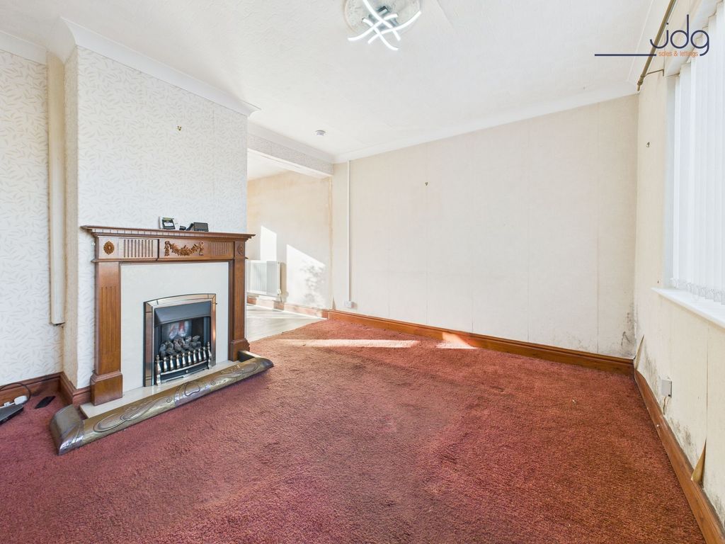 Property photo 3 of 13 Living Room