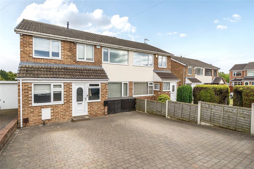 Property photo 1 of 27 Picture No. 32
