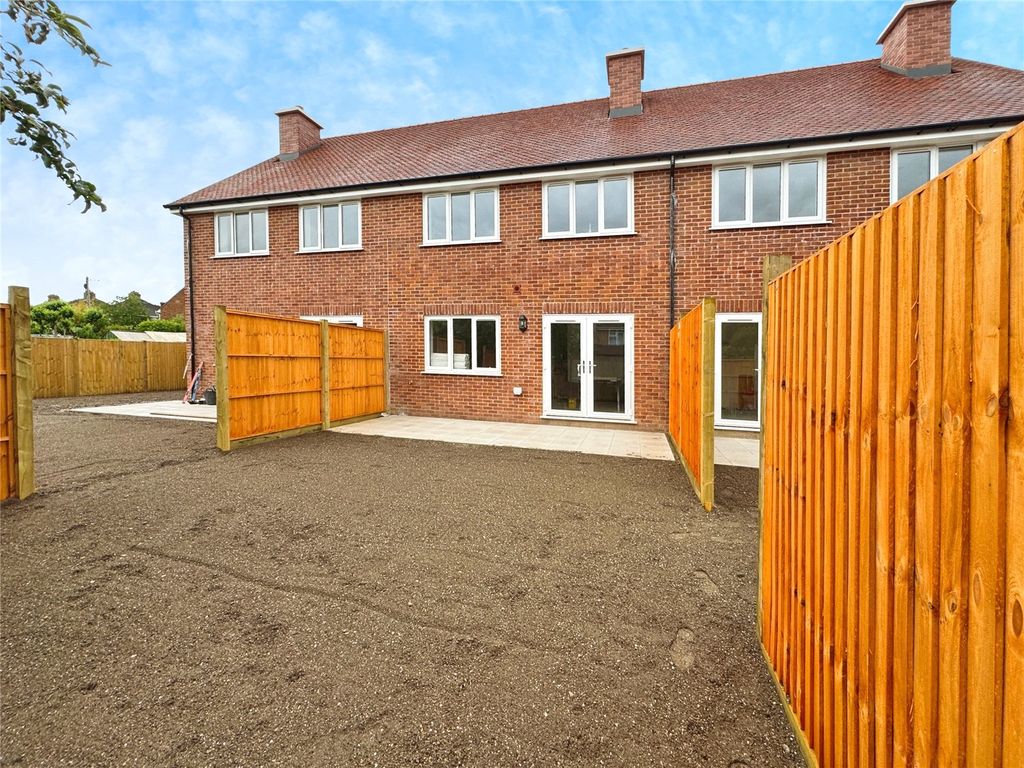 Property photo 2 of 22 Picture No. 33