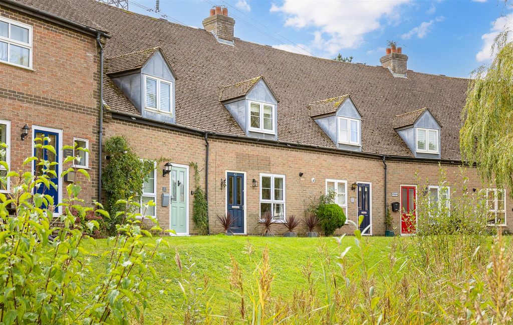 Property photo 2 of 25 Interior