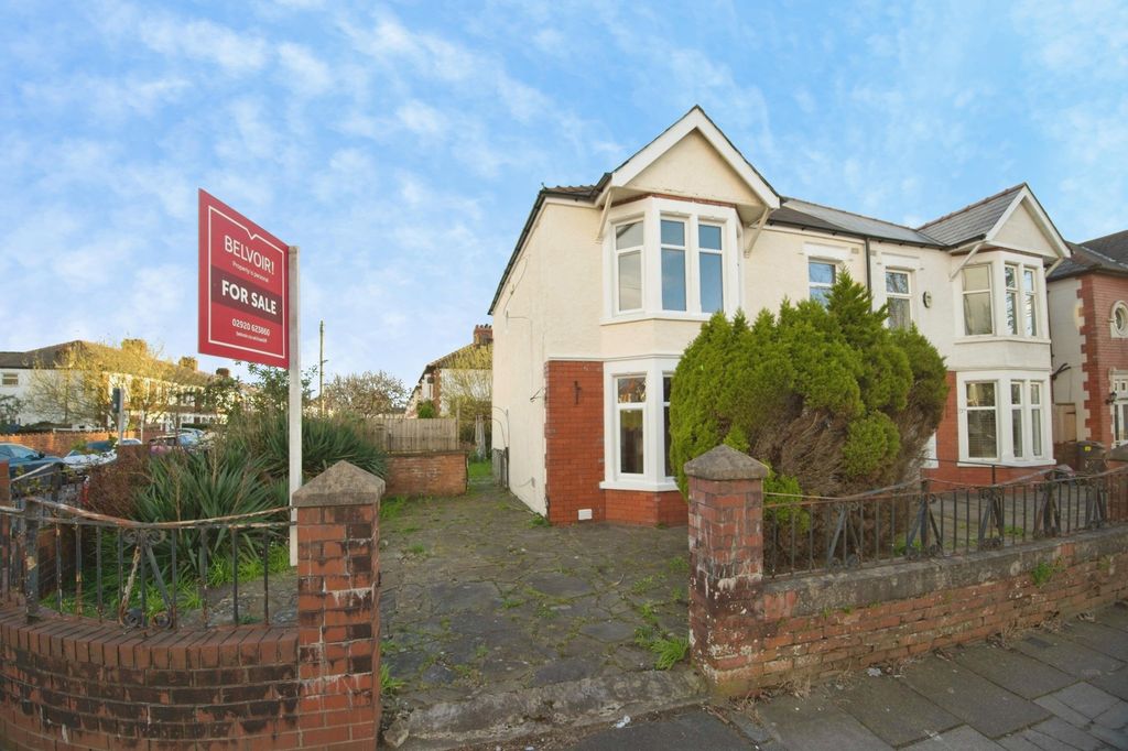 Property photo 1 of 29