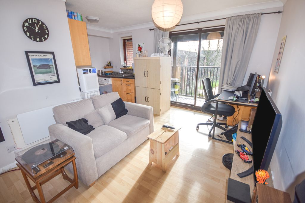 Property photo 2 of 12 Dsc_0194