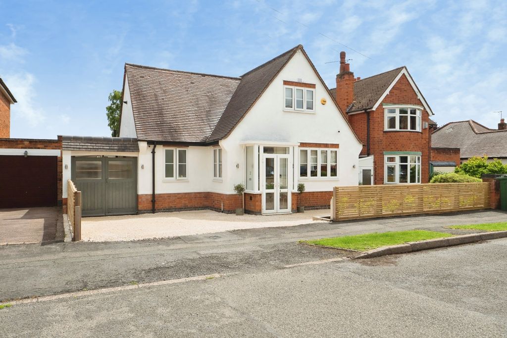 Property photo 2 of 23 Pbox-Img.Jpg