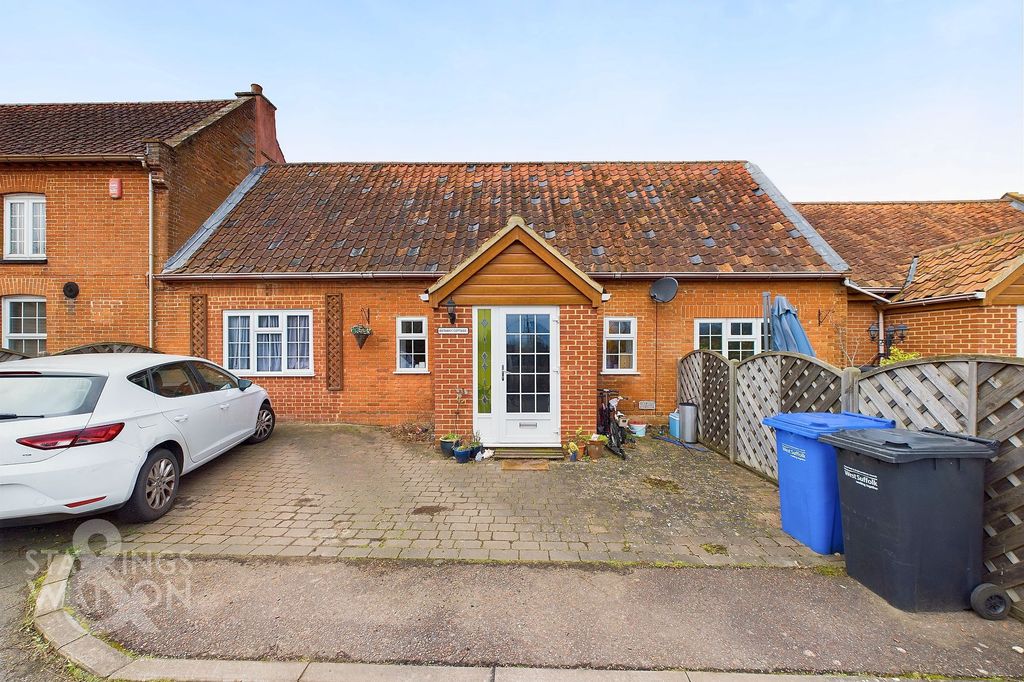 Property photo 1 of 15
