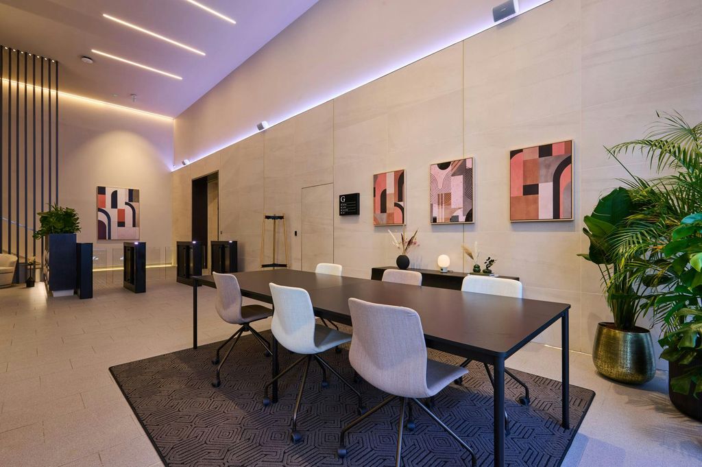 Property photo 3 of 12 Cornerblok  Reception 2.Jpg