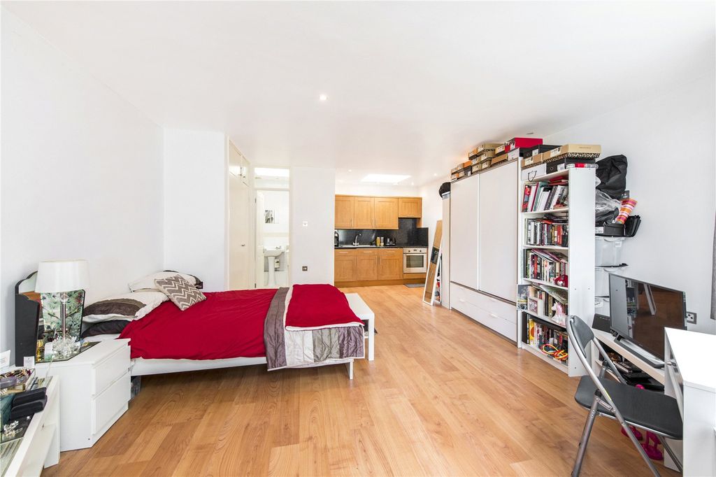 Property photo 2 of 13 Picture No. 02