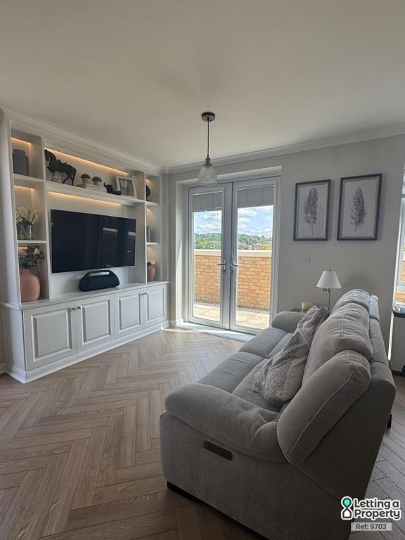 Property photo 2 of 12