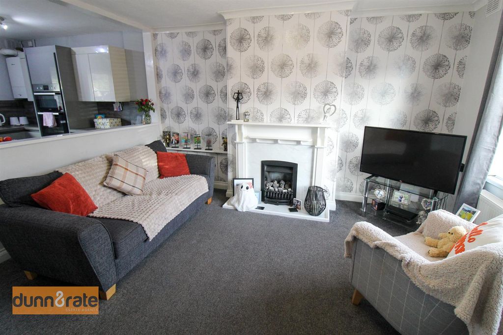 Property photo 3 of 18 Img_0935.Jpg