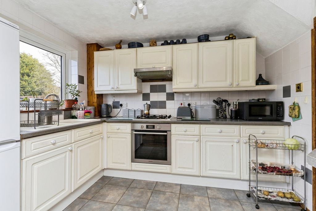 Property photo 3 of 18 Pbox-Img.Jpg