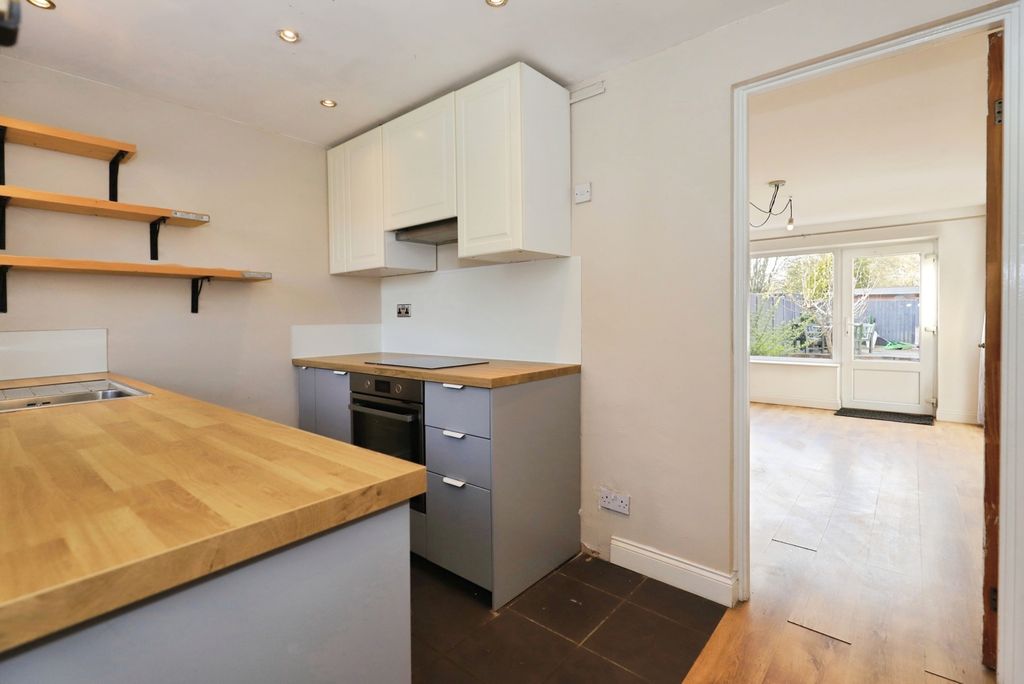 Property photo 2 of 13 Kitchen