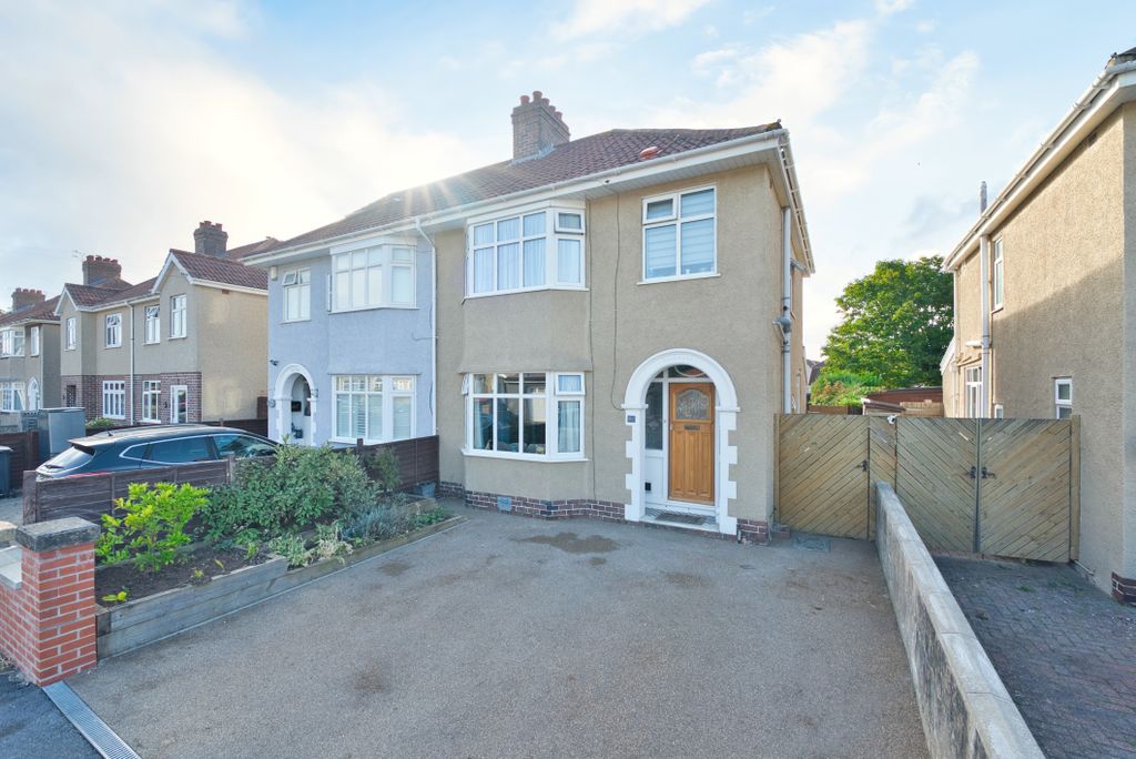 Property photo 1 of 25 3Â Bedroom Semi Detached For Sale