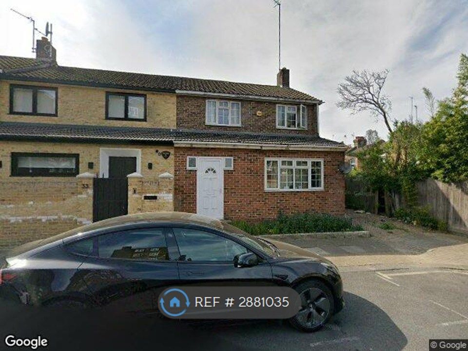 Property photo 1 of 1