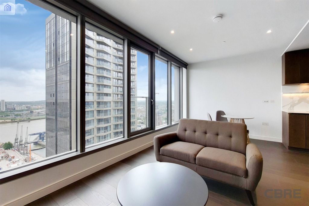 Property photo 3 of 9 Ellington Tower