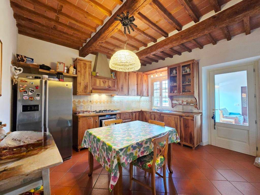 Property photo 1 of 30