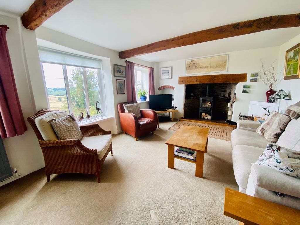 Property photo 3 of 28