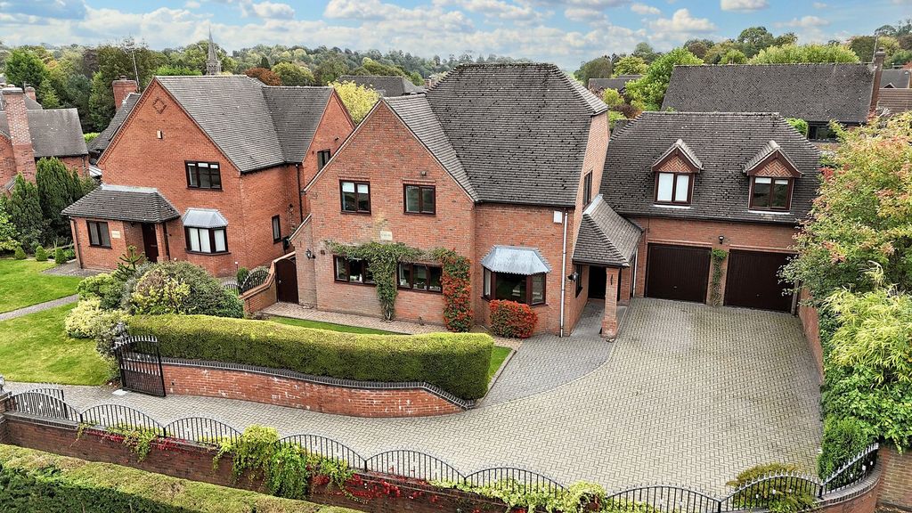 Property photo 1 of 38