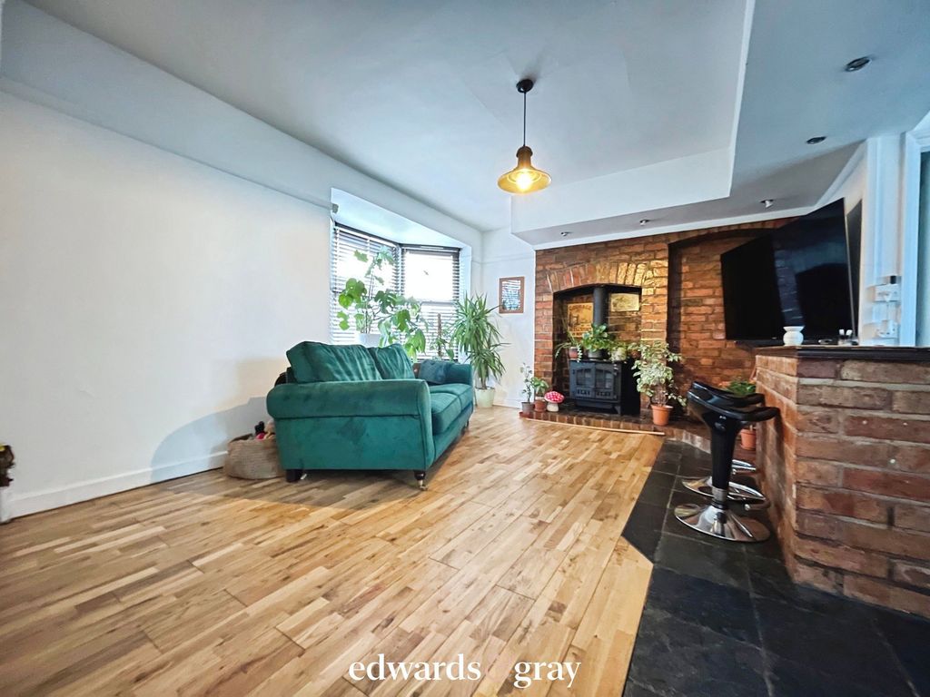 Property photo 2 of 16