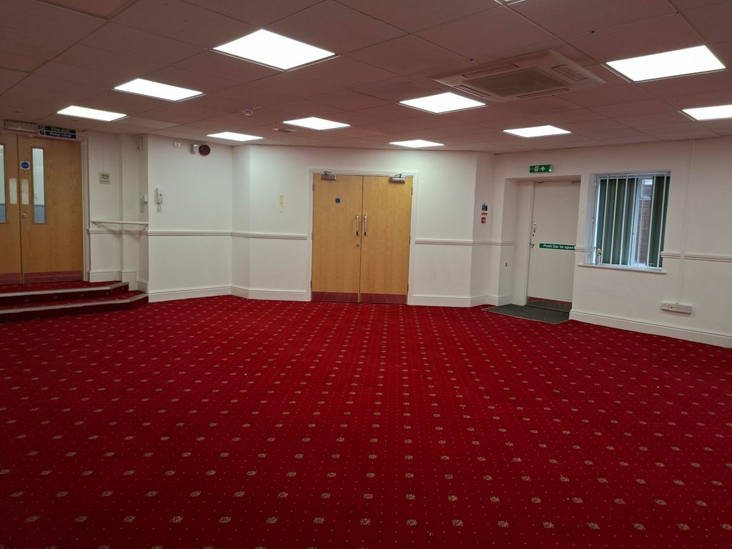 Property photo 2 of 5