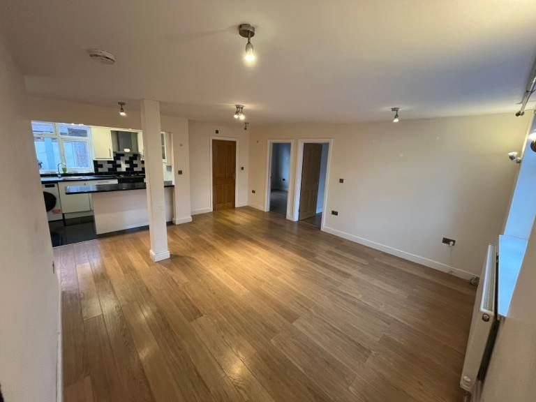 Property photo 1 of 11 Photo 1