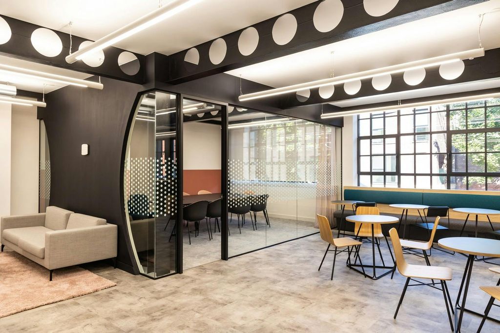 Property photo 2 of 19 1st Floor