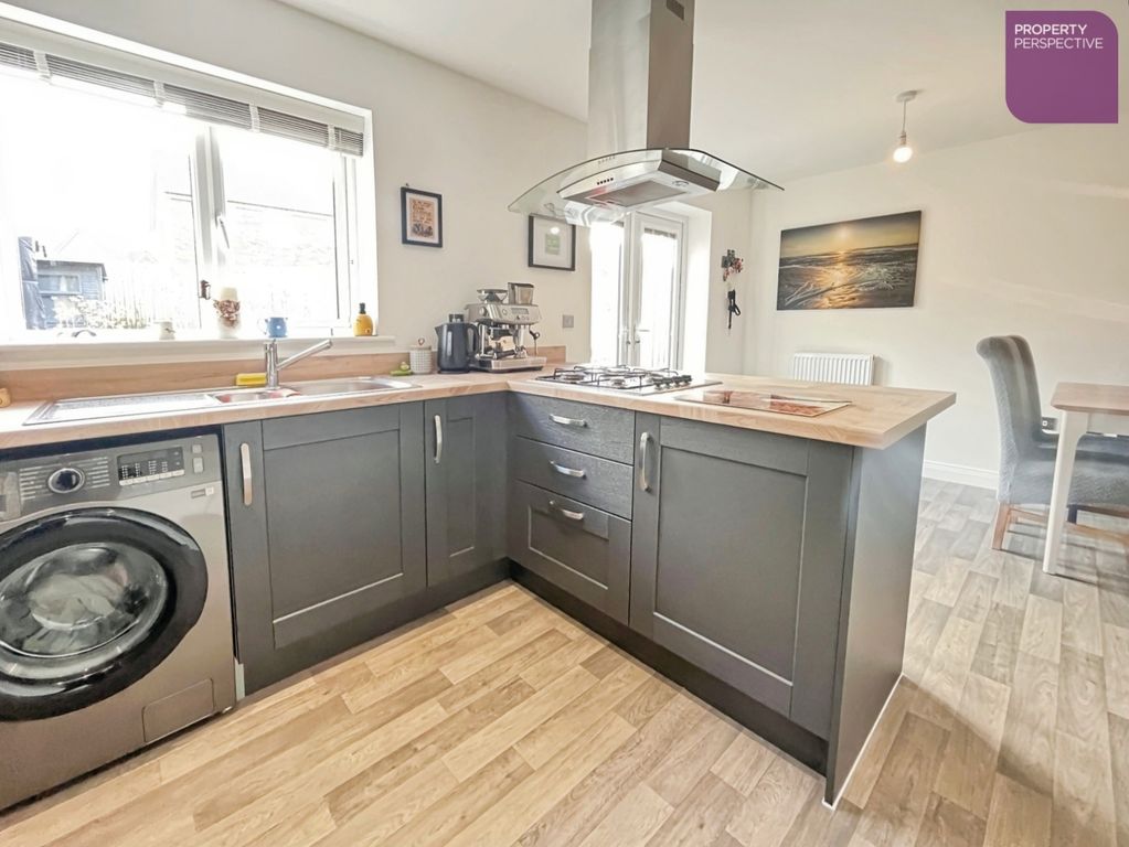 Property photo 3 of 15 Pbox-Img.Jpg