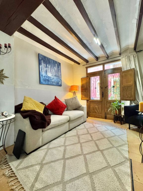 Property photo 2 of 50