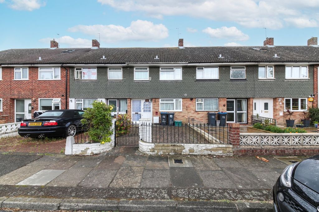 Property photo 1 of 11