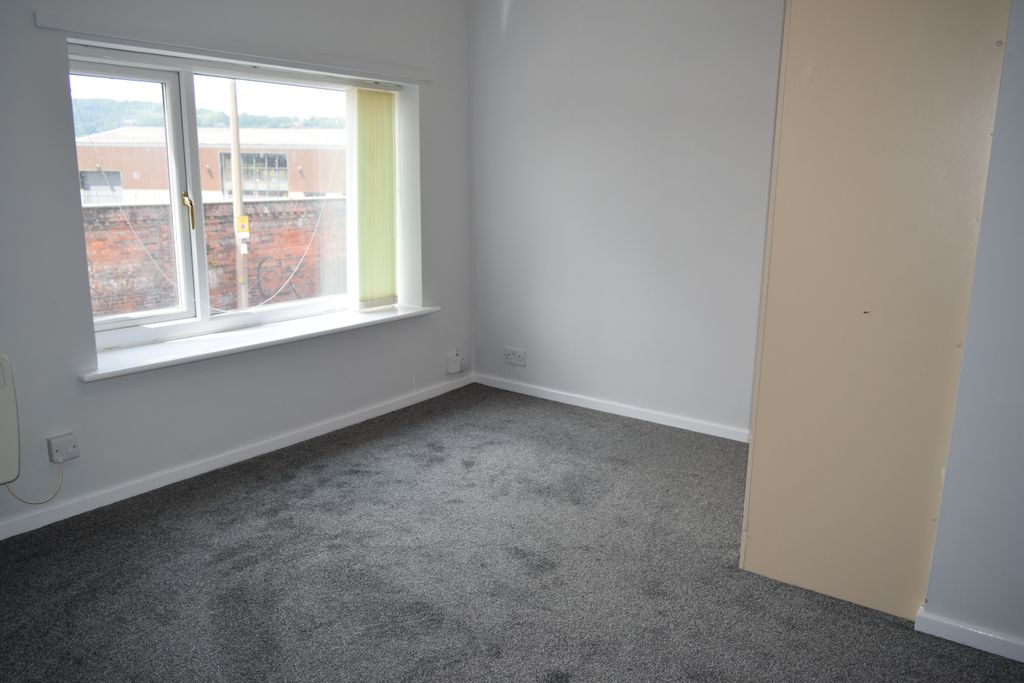 Property photo 1 of 4