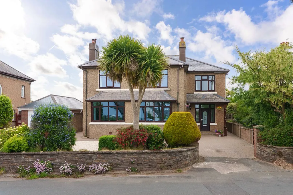 Property photo 1 of 31