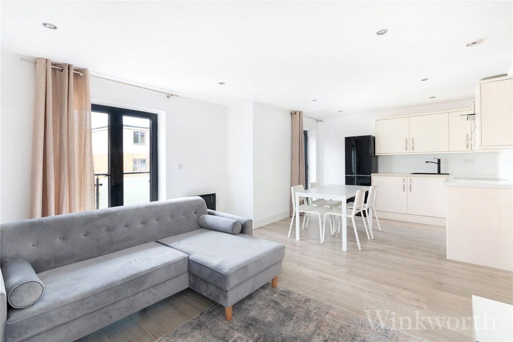 Property photo 2 of 10 Picture No. 06