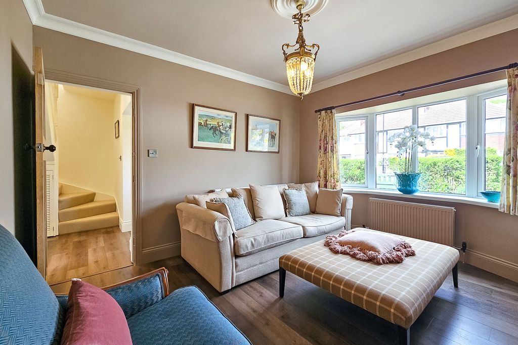 Property photo 3 of 21 2