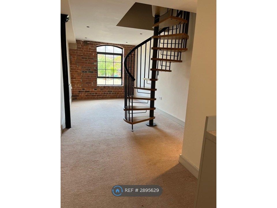 Property photo 3 of 8