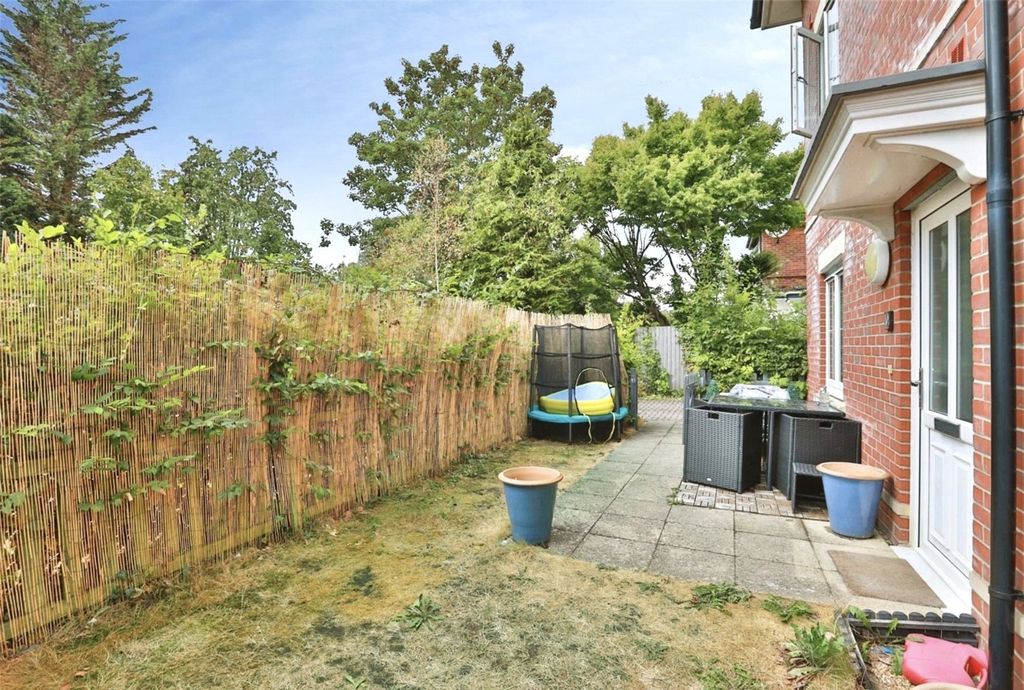 Property photo 1 of 19 Picture No. 25