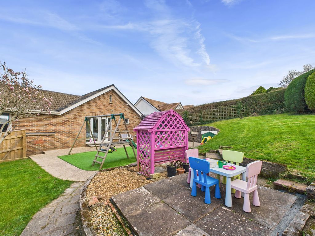 Property photo 2 of 13