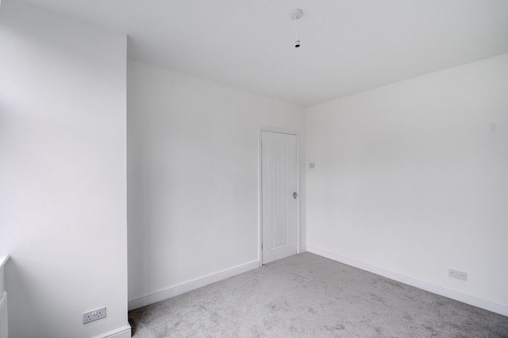 Property photo 3 of 14 Picture No. 05