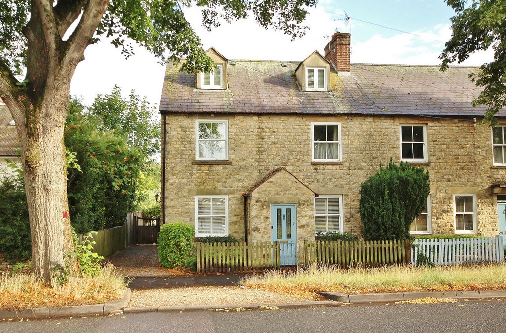 Property photo 1 of 21