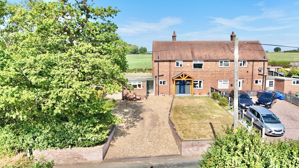 Property photo 1 of 33