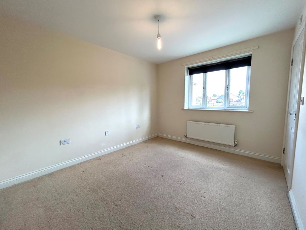 Property photo 3 of 6