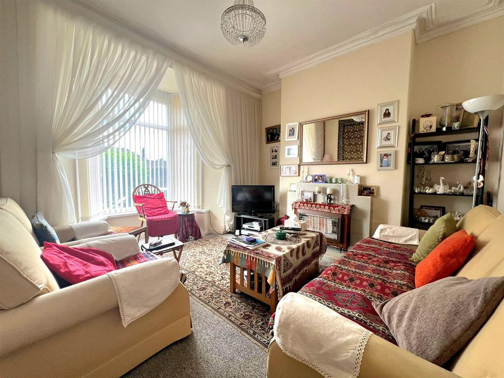 Property photo 2 of 10 Lounge2.Jpg