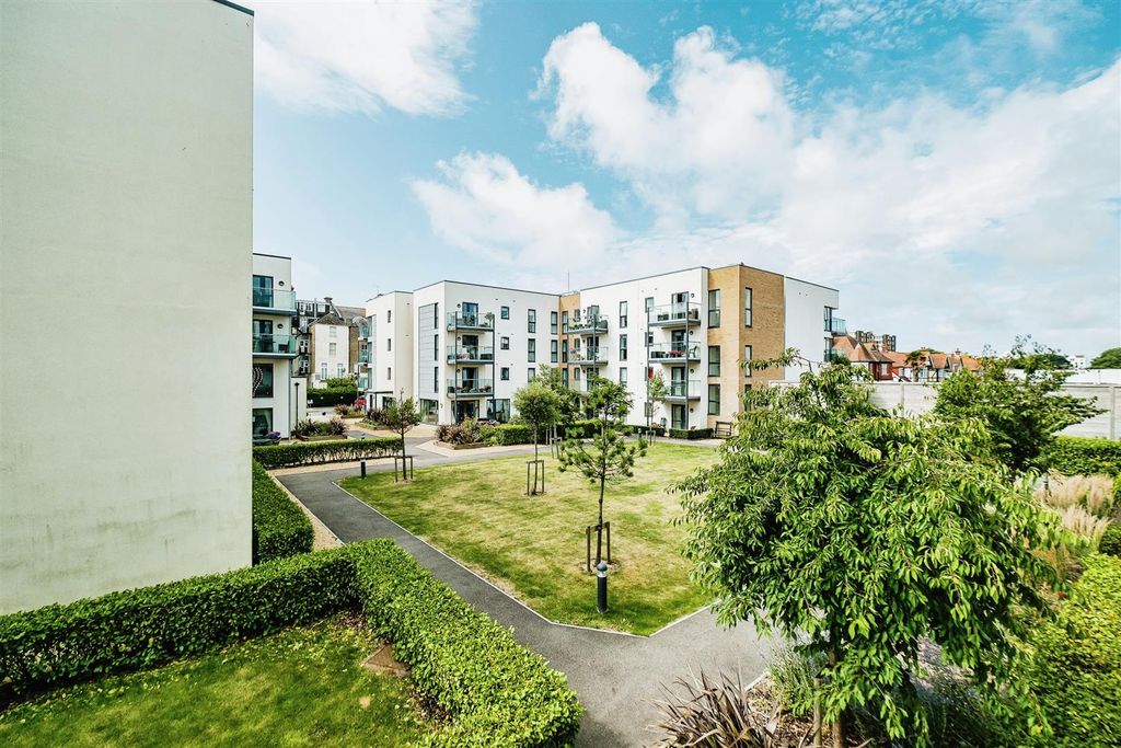 Property photo 1 of 25 6B702Da2-6226-ee11-9965-6045Bdd0ee18.Jpg