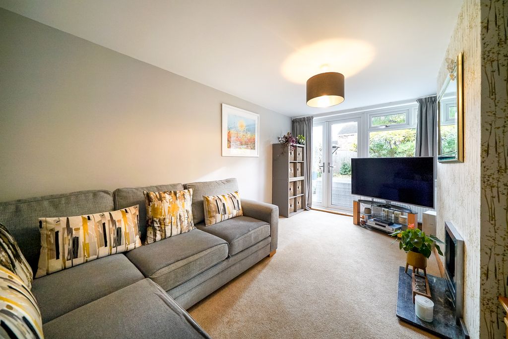 Property photo 3 of 17