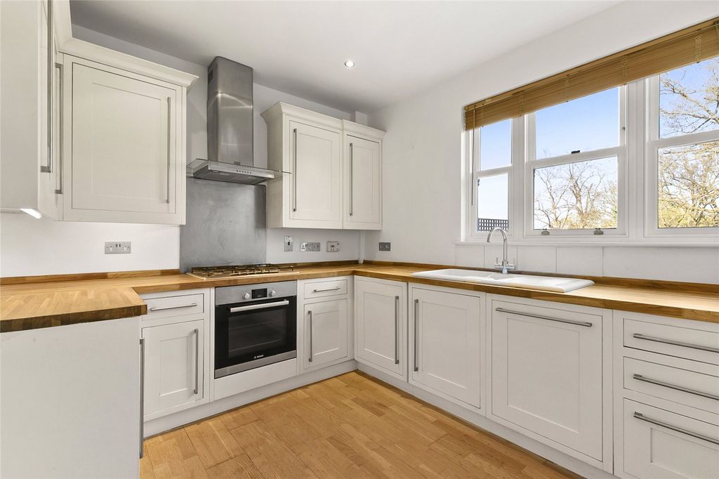 Property photo 2 of 15 Picture No. 02