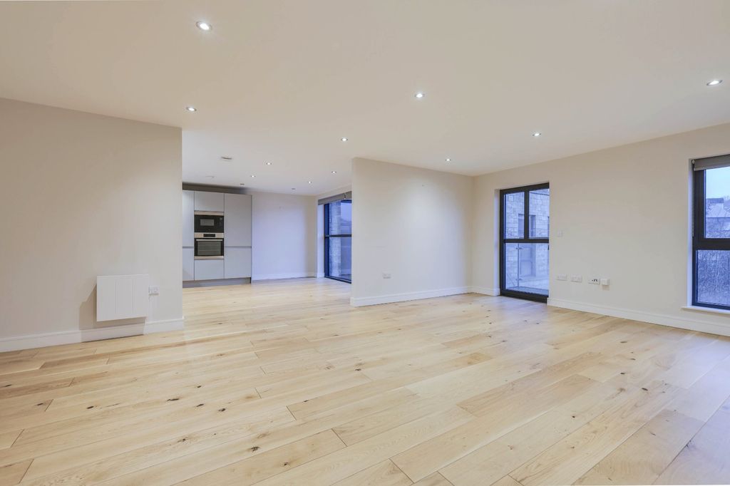 Property photo 2 of 14 Picture No. 44